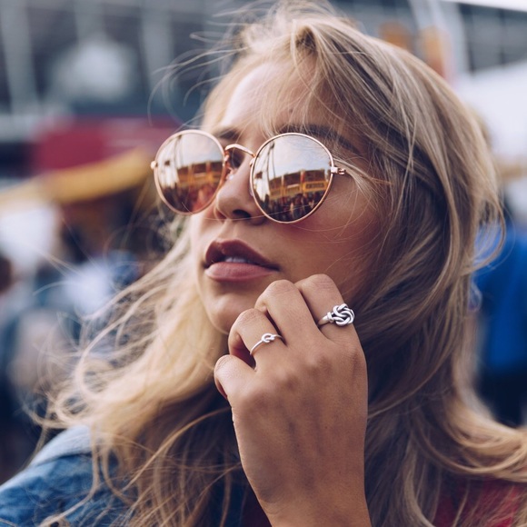 Sterling Silver Knot Ring .925 - Picture 1 of 5